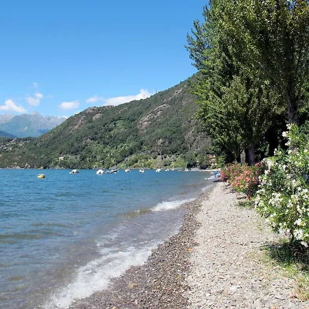 By Interhome Dorio